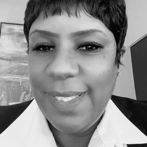 Meet your Posher, Gwen